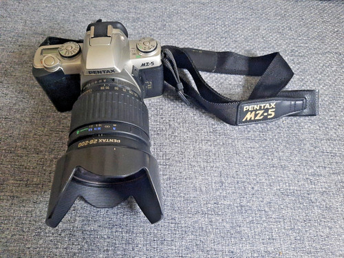 Pentax 28 200mm - pentax, +