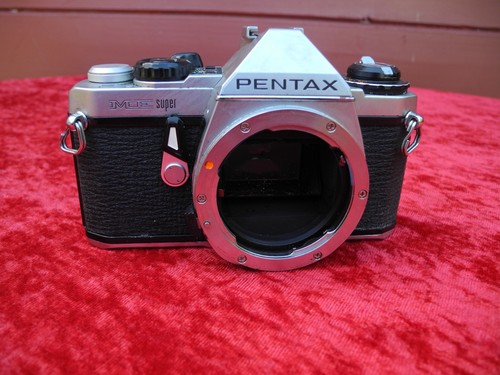 Pentax super 35mm - me,
